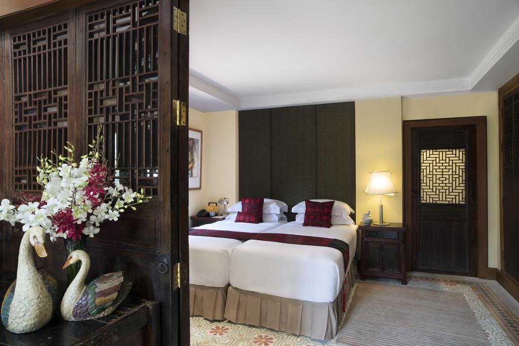 Chakrabongse Villas Bangkok Exterior photo