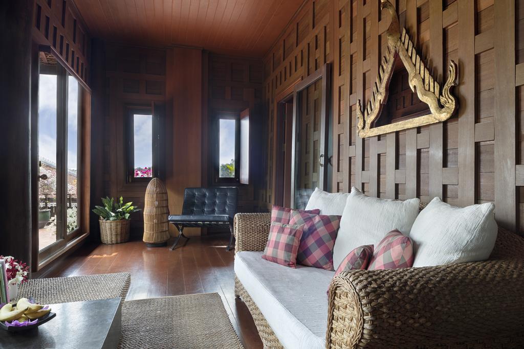 Chakrabongse Villas Bangkok Exterior photo