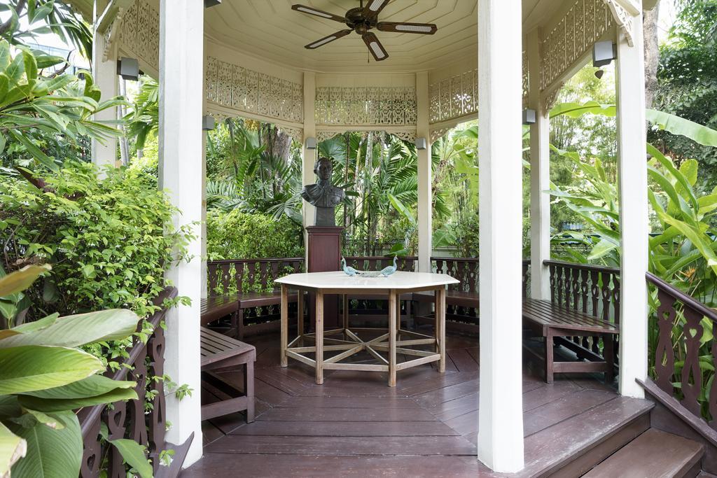 Chakrabongse Villas Bangkok Exterior photo