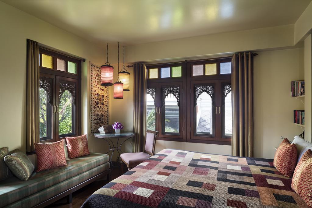 Chakrabongse Villas Bangkok Exterior photo
